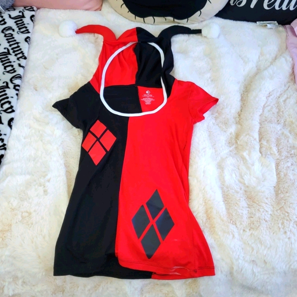 Walmart Harley Quinn Hooded T-shirt